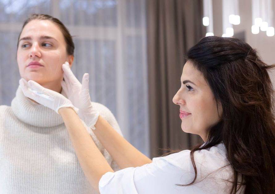 Best Dermatologist in Kochi